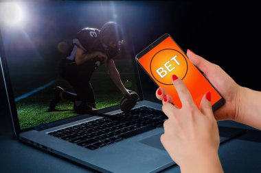 Amerikan futbol maçında cep telefonu ve bahis..