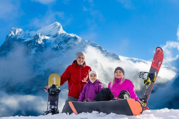 Family Snowboard Snowy Mountain — Foto de Stock