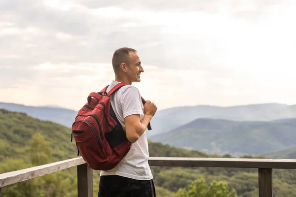 Hiker Cheering Elated Blissful Hiking — Stock Photo, Image