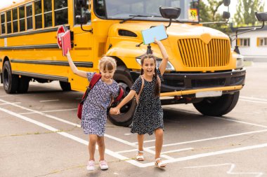 kız öğrenci ilkokul öğrencisi.