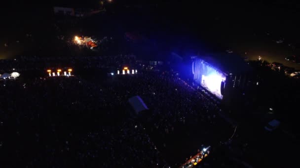 Concert Ouvert Sur Terrain Nuit — Video