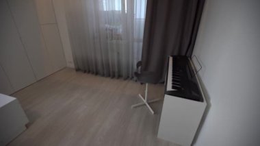 Modern synthesizer in the childrens room.