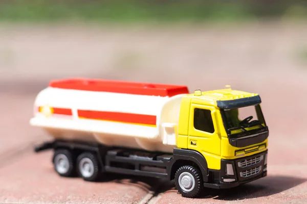 Modell Des Lastwagens Auf Der Straße — Stockfoto