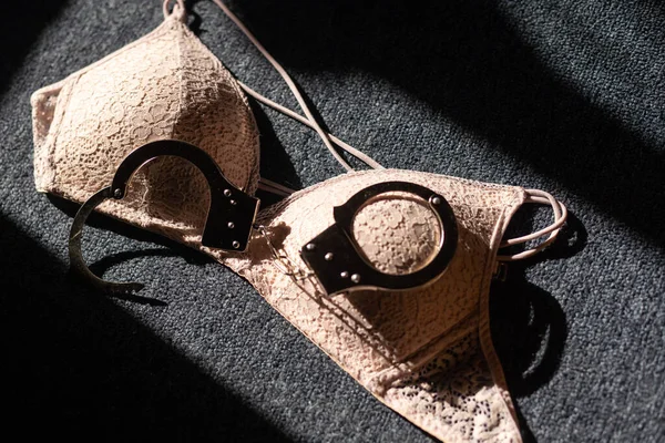 Handcuffs Sex Games Bra Sexual Bdsm Toy Fetish Erotic Concept — Stockfoto