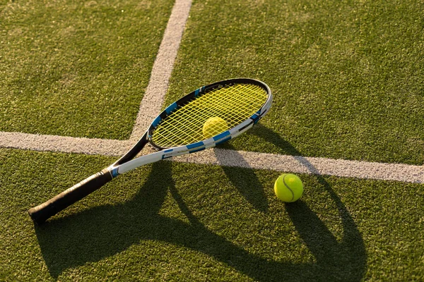 Tennisballen Racket Het Gras Hof — Stockfoto