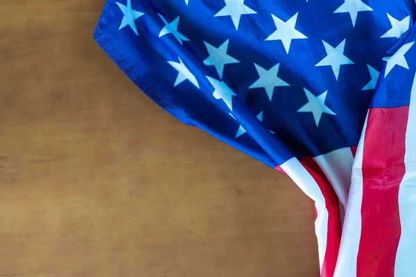 Rüzgarda Dalgalanan Amerikan Bayrağı — Stok fotoğraf