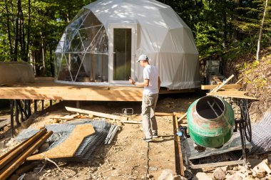 the master builds the dome, private and multi-storey buildings