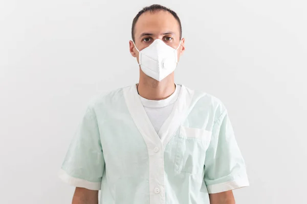 Male Doctor White Protective Respirator Close Concept Biohazard Emergency Sars — Stockfoto