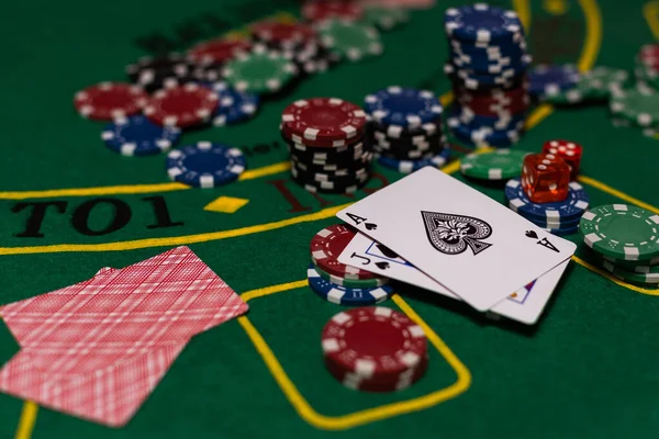 Black Jack Casino Table Cards Chips — Stock Photo, Image