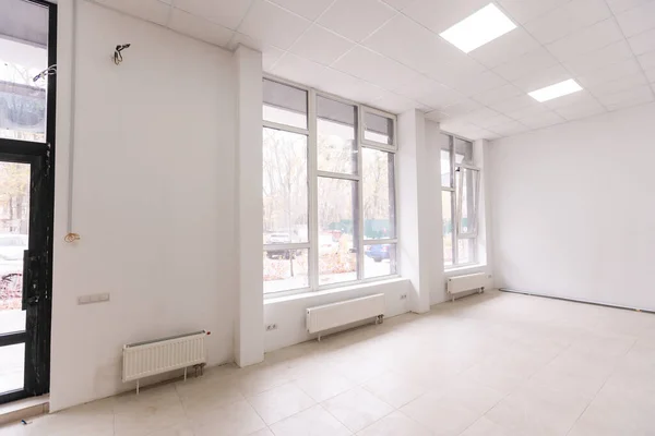Interiör Foto Lägenhet Efter Renovering Utan Möbler Loft Stil — Stockfoto