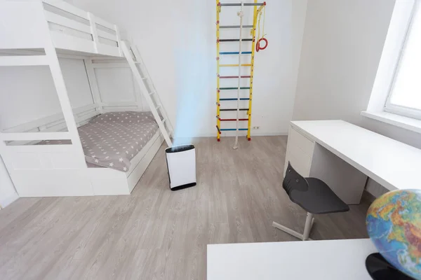 Modern Humidifier Childrens Bedroom Maintaining Climate Apartment — Fotografia de Stock