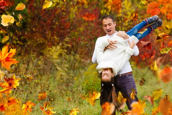 Happy Family Father Child Daughter Walk Autumn Leaf Fall Park — Stock Photo, Image