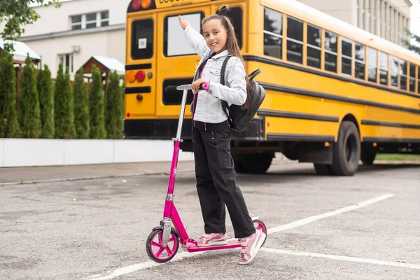 Terug Naar School Mooi Schoolmeisje Weg Naar School — Stockfoto