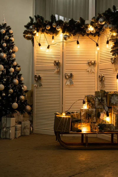 Weihnachten Festliche Dekoration Stillleben Auf Hölzernem Hintergrund Konzept Von Wohnkomfort — Stockfoto