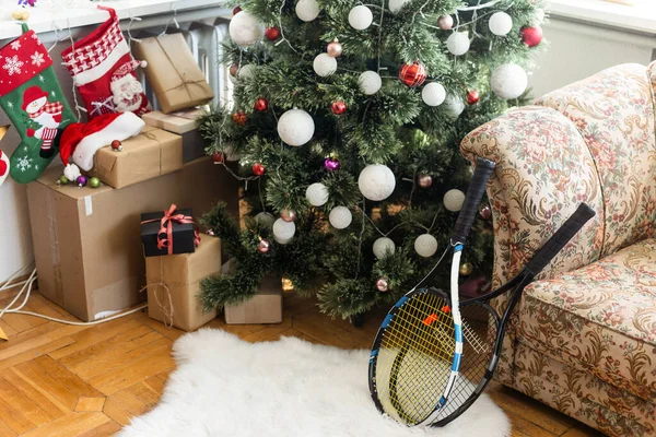 Tennis Natale Felice Anno Nuovo Concetto Con Tennis Razzo Sport — Foto Stock