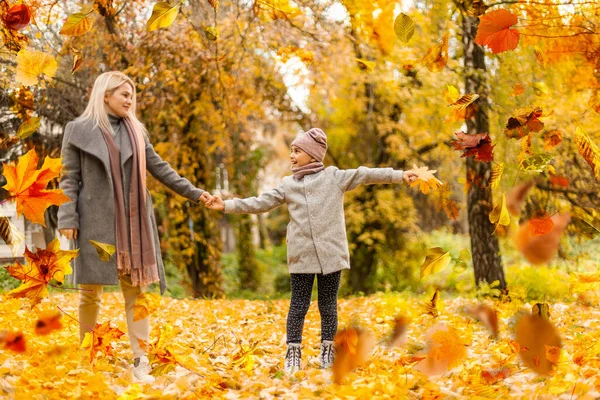 Happy Family Mother Child Little Daughter Play Cuddling Autumn Walk — Zdjęcie stockowe