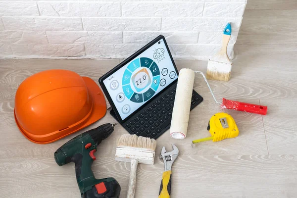 Repair Diy Home Improvement Concept Close Tablet Computer Painting Tools — Fotografia de Stock