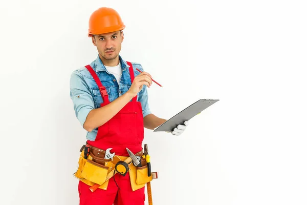 Bauarbeiter Bauunternehmer Schreiner Mit Klemmbrett Auf Weiß — Stockfoto