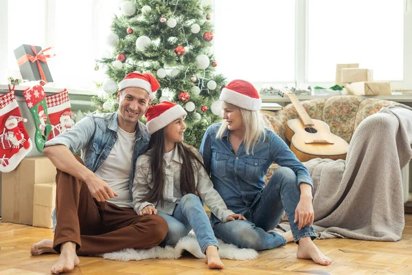 Merry Christmas Happy New Year Happy Family Living Room Floor — ストック写真