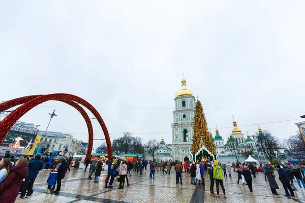Karácsonyfa Sofjevszkaja Téren Karácsonyi Vásár Alatt December 2019 Kijev Ukrajna — Stock Fotó