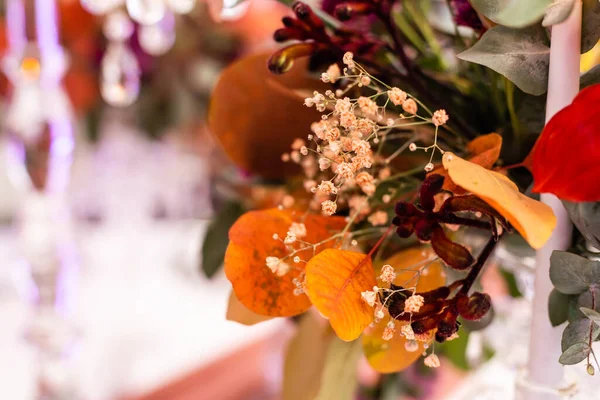 Bouquet Automne Rouge Sur Table Fête — Photo
