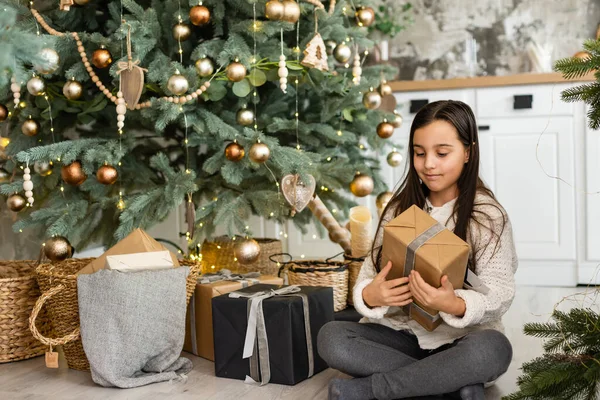 Portrait Laughing Little Girl Holding Christmas Decoration Hands — Stock Photo, Image