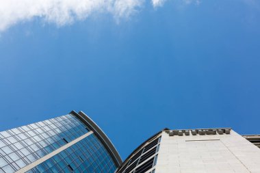 Şehir Gri Ofis Binası Kapatma.