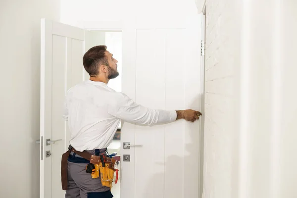 High Angle View Male Carpenter Screwdriver Fixing Door Lock — Stock Fotó