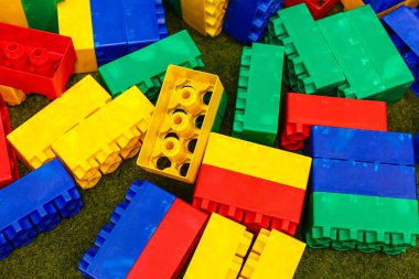 İnşaat geçmişi için plastik oyuncak blokları