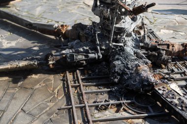 Kiev 'deki bozuk Rus askeri ekipmanı.