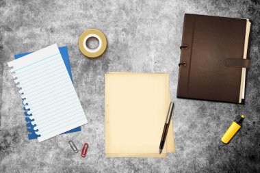 kalem ve kitap ofis kağıtları