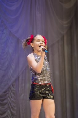 Nikitin vitoria şarkısı ile 