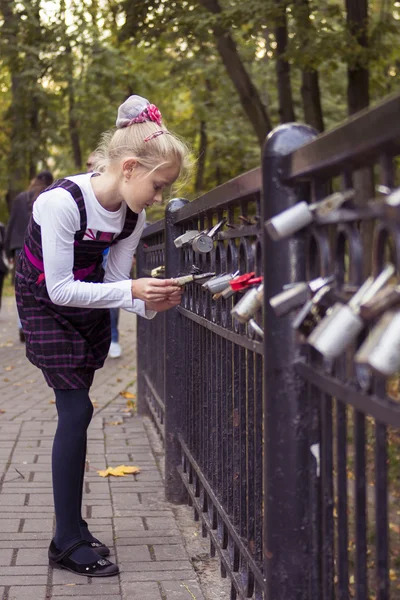 Nice girl outdoor at autumn — Stock Photo, Image