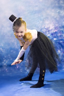 genç kız dans kostüm