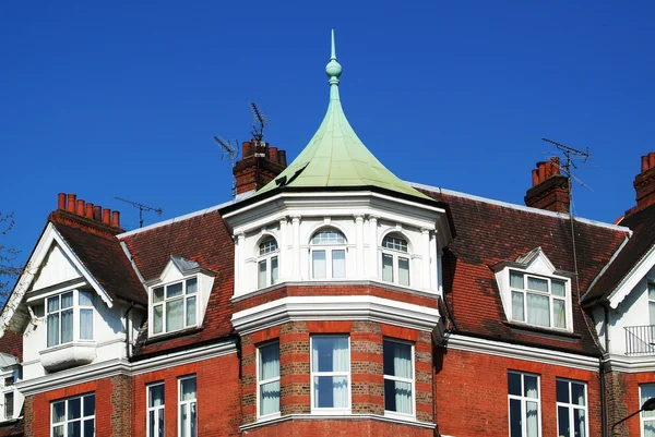 Casa con cupola verde — Foto Stock