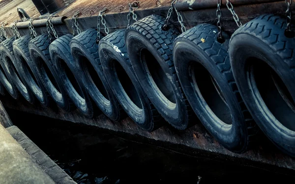 Tyres in a row — Stock Photo, Image