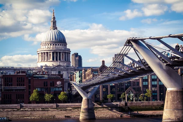 St. Paul 's Cathedral — Stockfoto