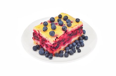 Ev yapımı yabanmersinli turta.