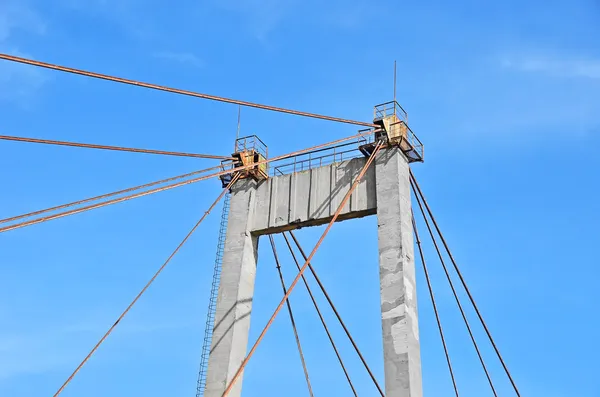 Eski ve paslı köprü pilon — Stok fotoğraf