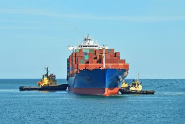 römorkör yardımcı kap kargo gemisi