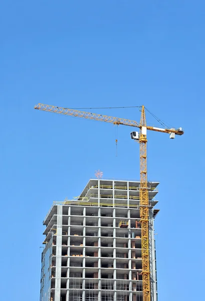 Kran und Baustelle — Stockfoto