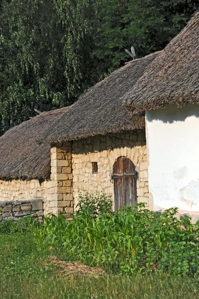 Ancient barn — Stock Photo, Image