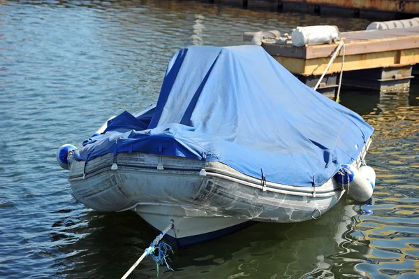 Rubber motor boat — Stock Photo, Image