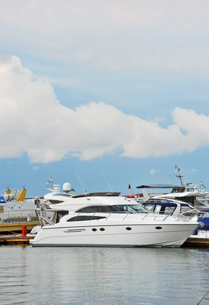 Motor yacht — Stock Photo, Image