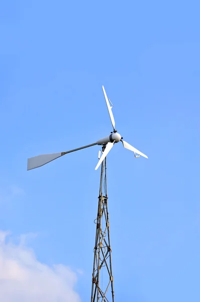 Turbina eólica — Fotografia de Stock