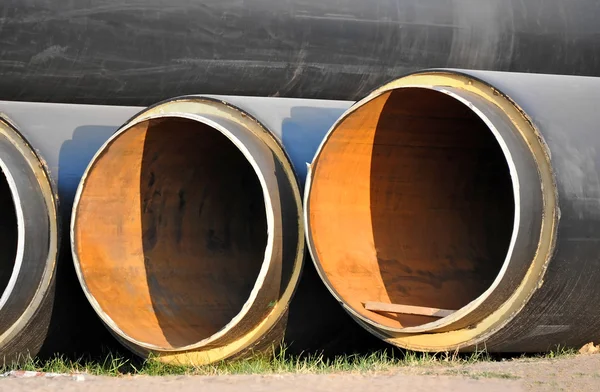 Tubo de aço com isolamento térmico — Fotografia de Stock