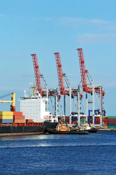 Cargo crane and ship — Stock Photo, Image