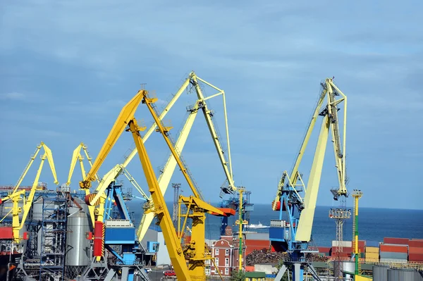 Cargo crane — Stock Photo, Image