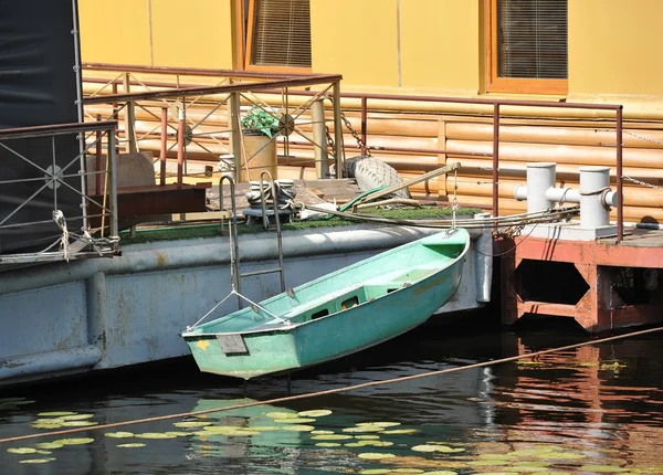 Barco no hithe — Fotografia de Stock