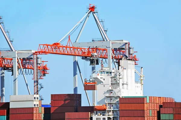 Cargo crane and ship — Stock Photo, Image